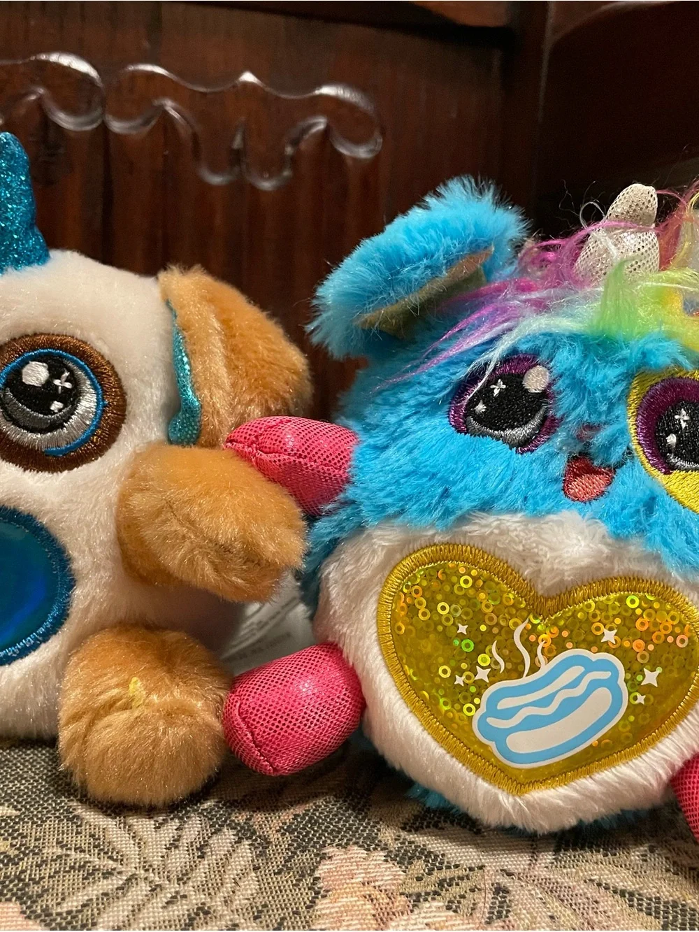 7 Zuru Rainbocorns small plush
